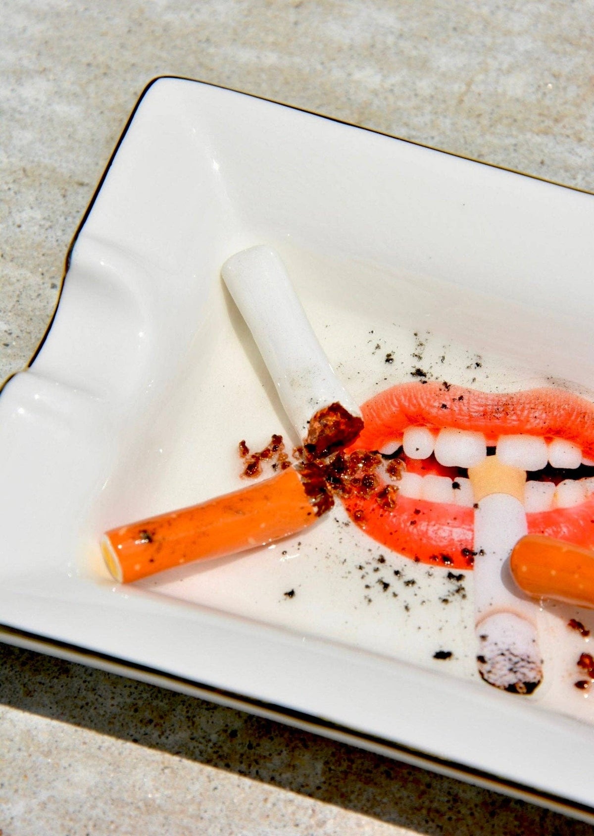 HOT MESS CHIC ASHTRAY