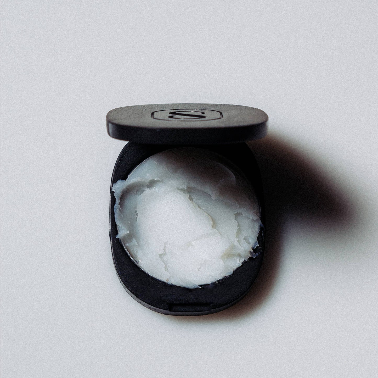 The Solid Perfume: BRALESS