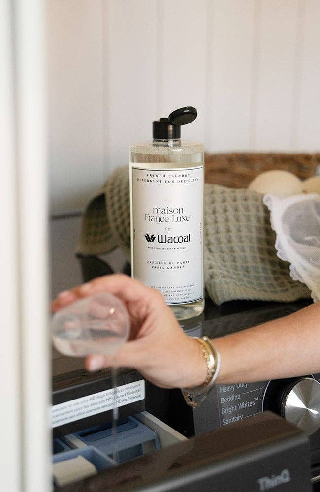 Laundry Detergent Wacoal: Jardin de Paris