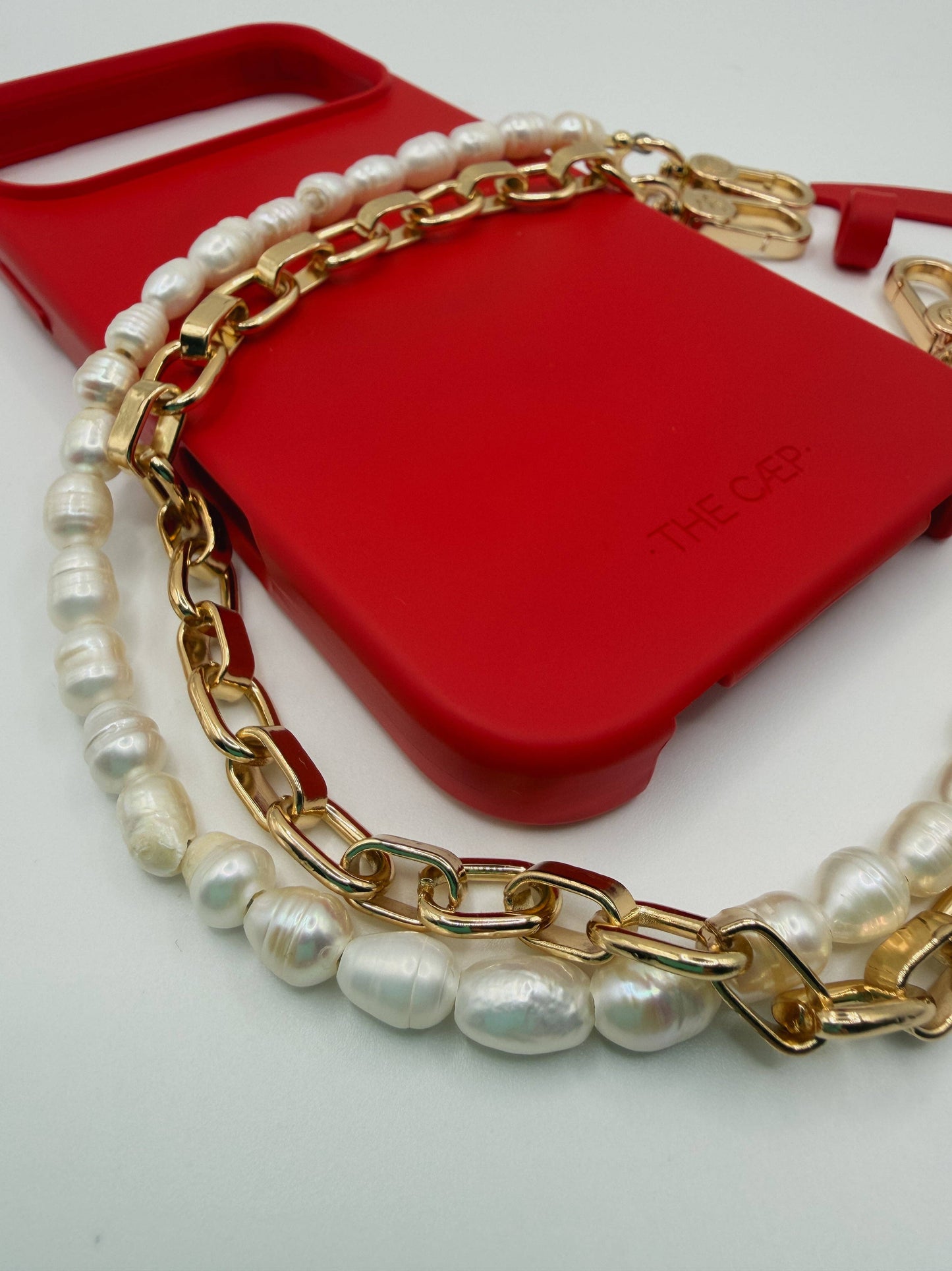 Pearl Phone Wristlet: Gold
