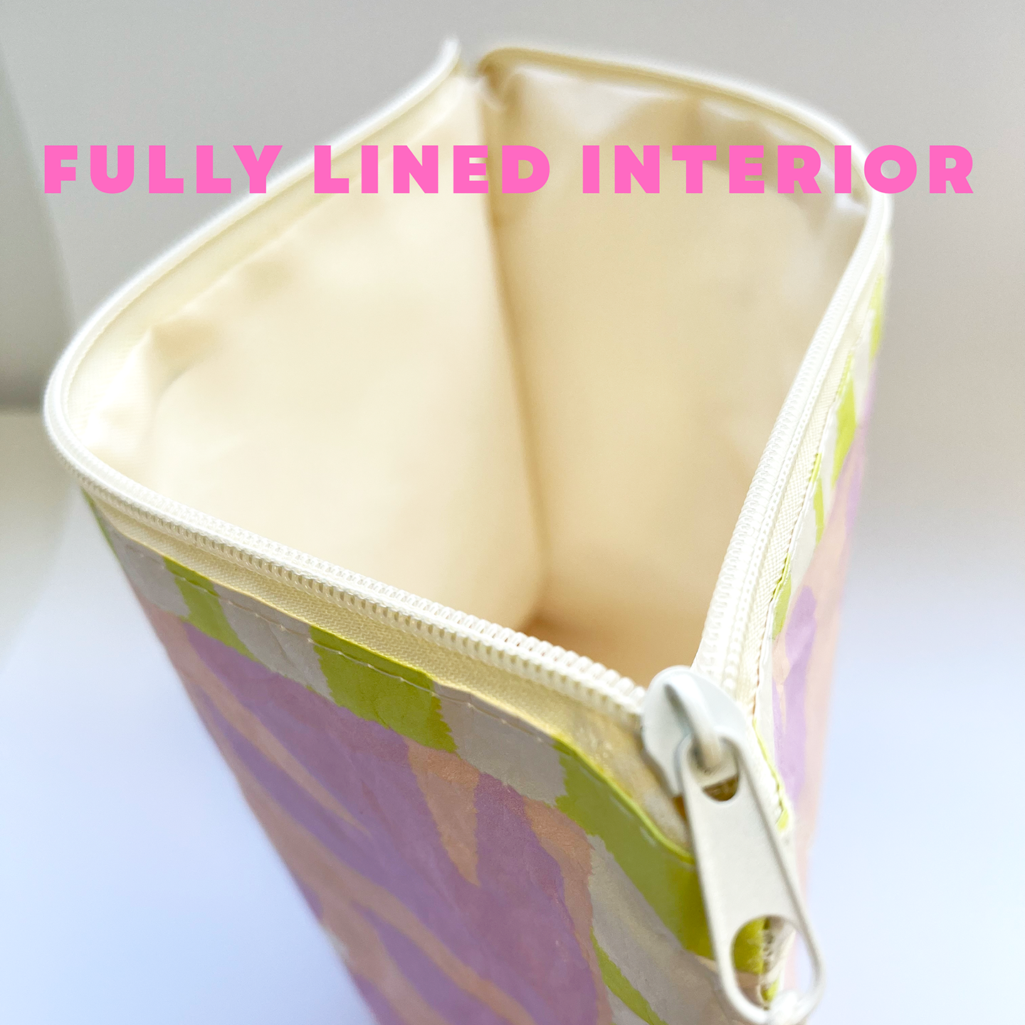 Paradise Beach Pouch 12"