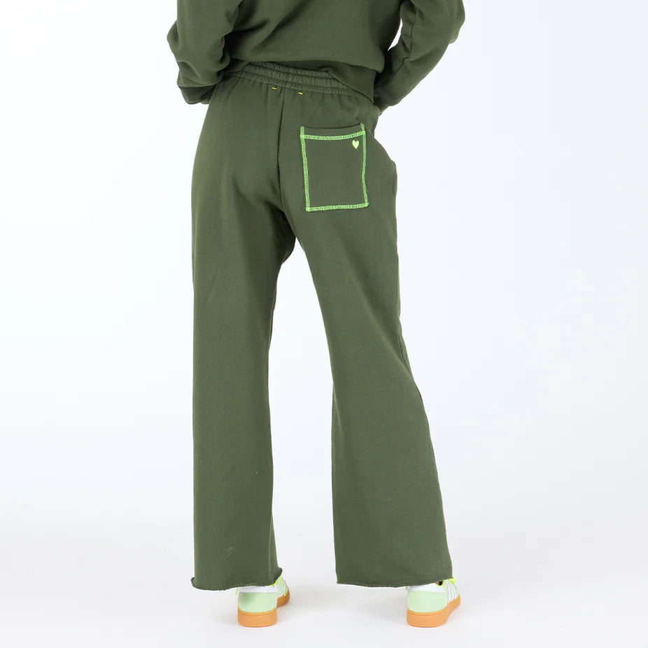 Weekend Bard Sweatpant- Pine Green