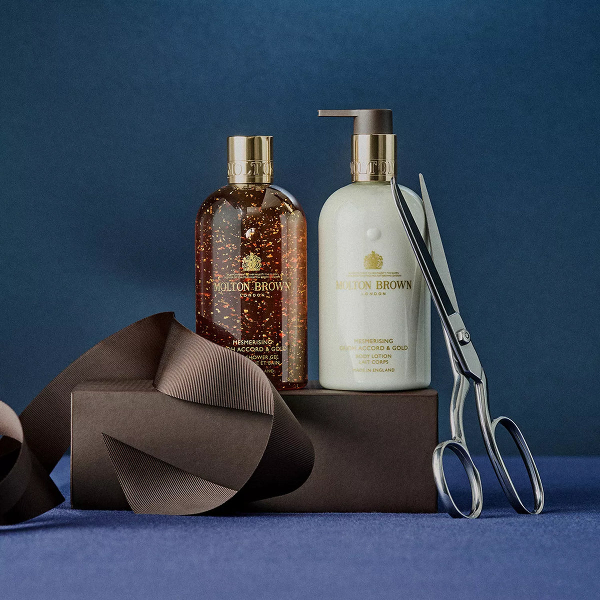 Mesmerising Oudh Accord & Gold Body Lotion