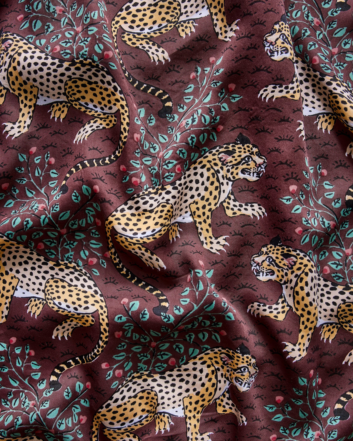 Bagheera Robe in Raisin