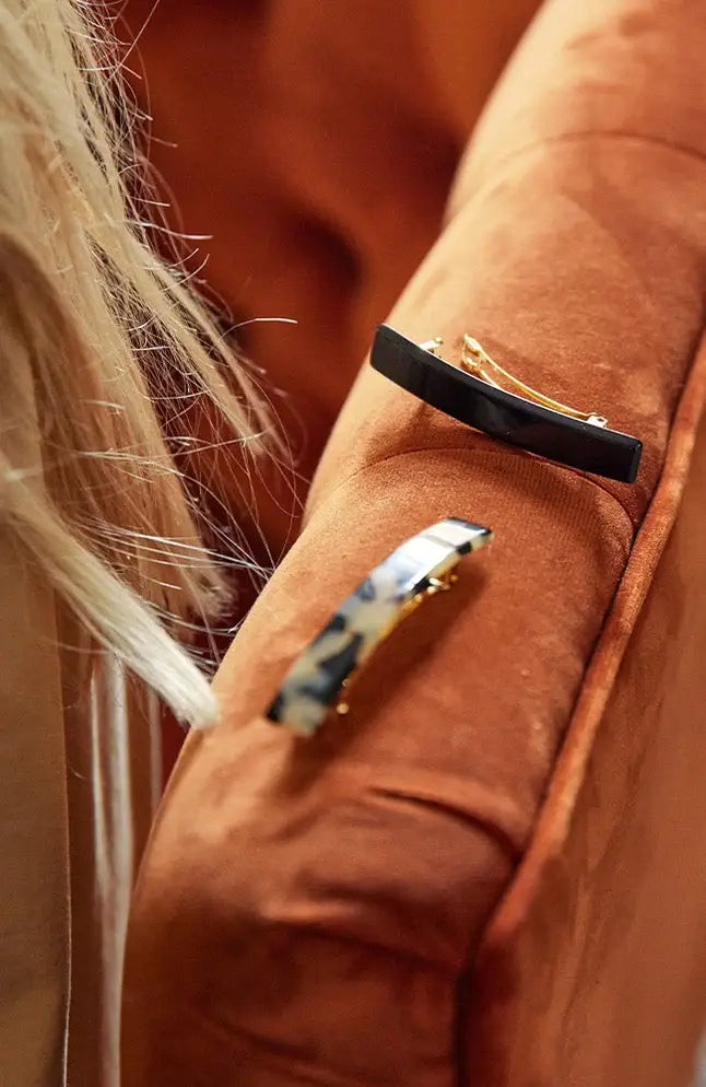 Classic Rectangle Barrette Africa